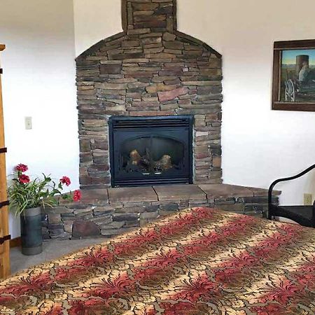Slot Canyons Inn Bed & Breakfast Ескаланте Екстериор снимка