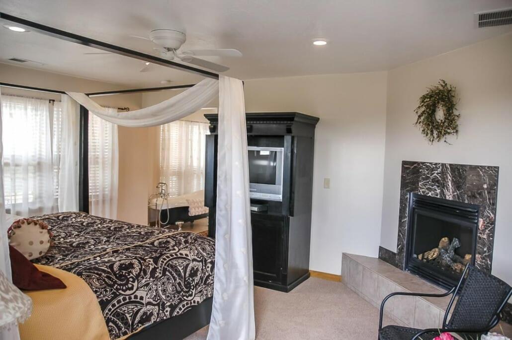 Slot Canyons Inn Bed & Breakfast Ескаланте Екстериор снимка