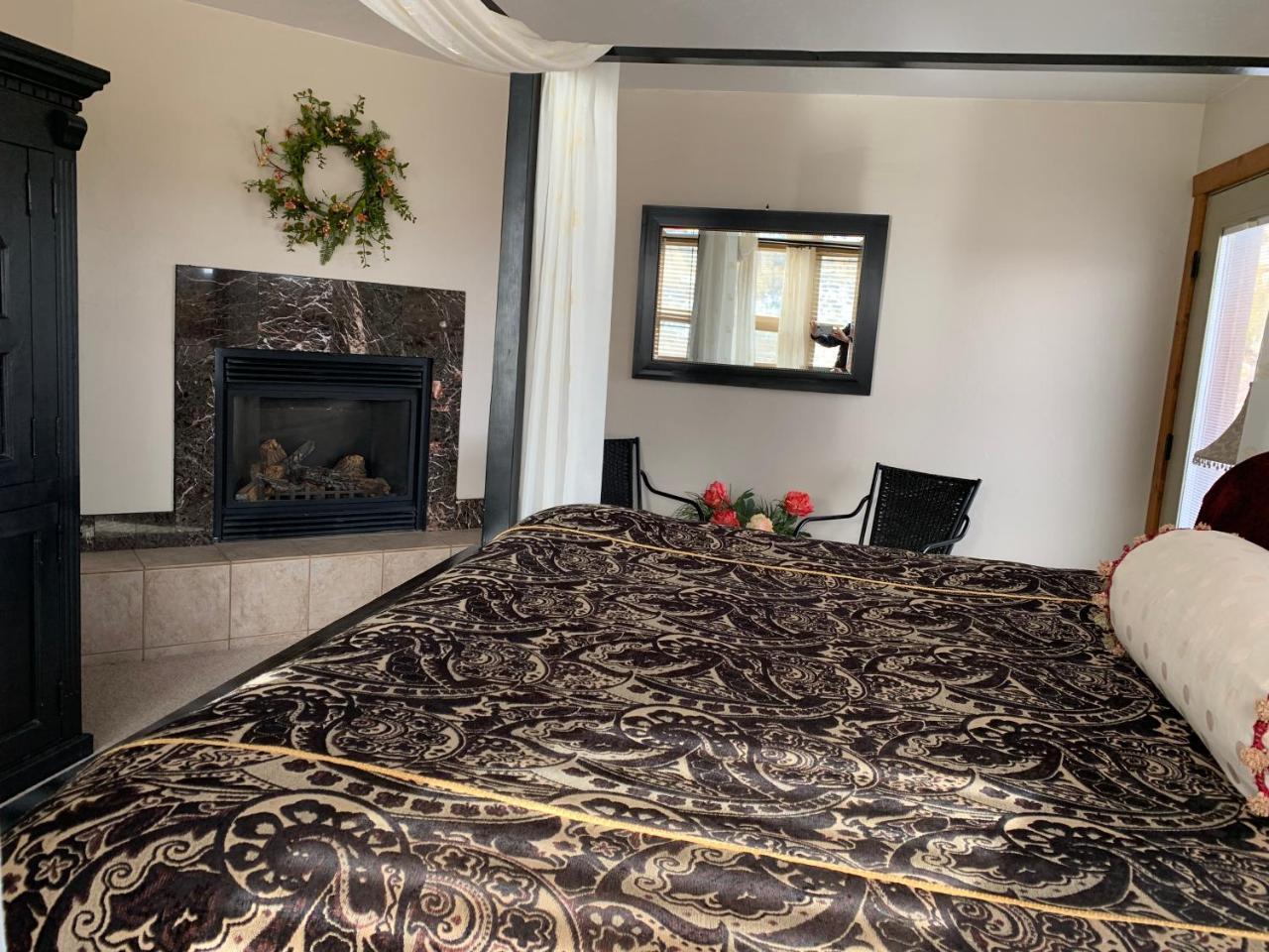 Slot Canyons Inn Bed & Breakfast Ескаланте Екстериор снимка