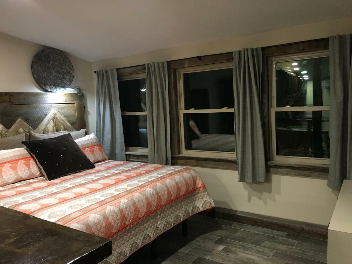 Slot Canyons Inn Bed & Breakfast Ескаланте Екстериор снимка