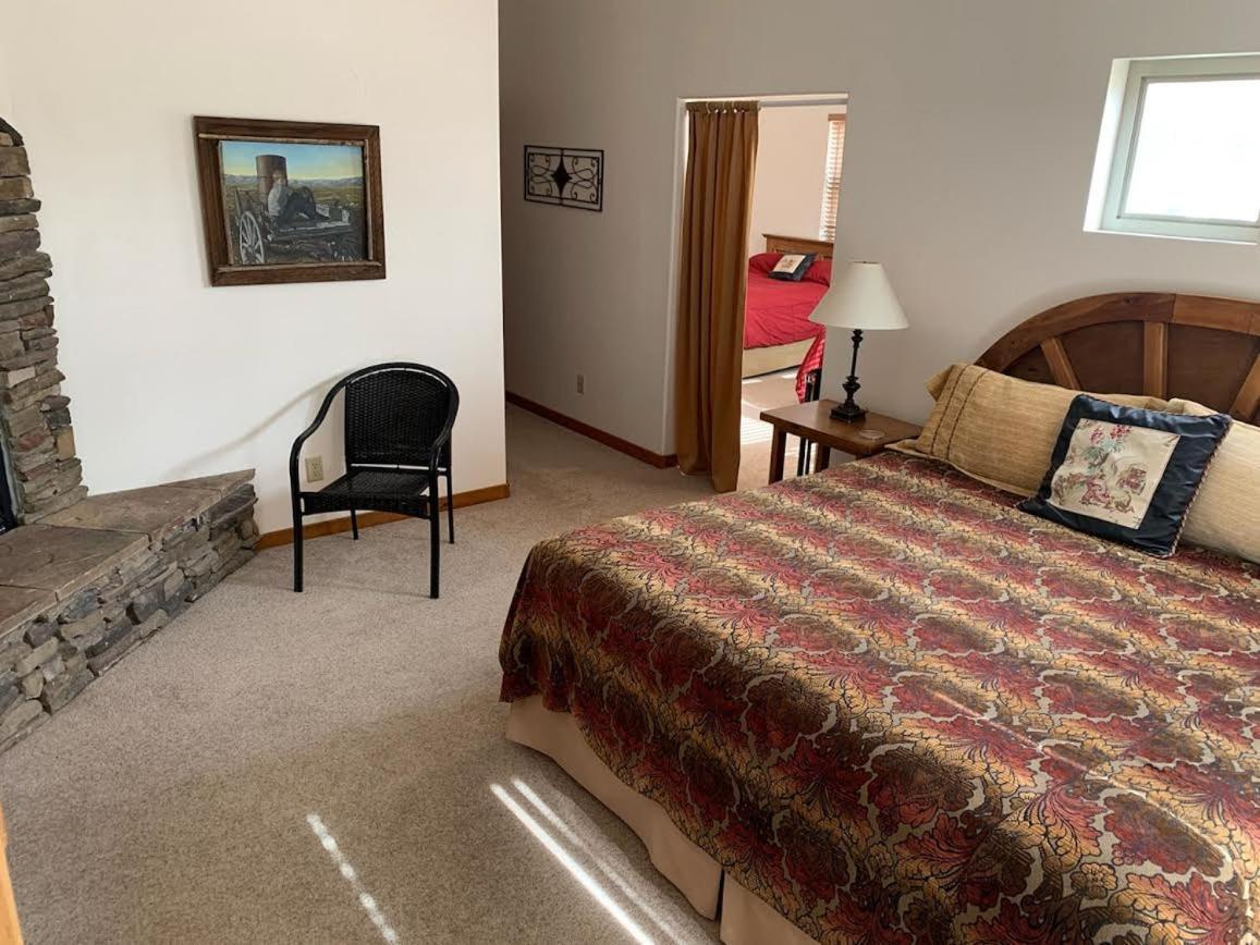 Slot Canyons Inn Bed & Breakfast Ескаланте Екстериор снимка