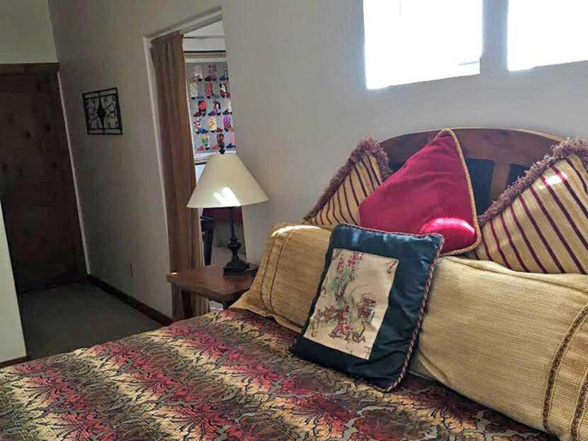 Slot Canyons Inn Bed & Breakfast Ескаланте Екстериор снимка